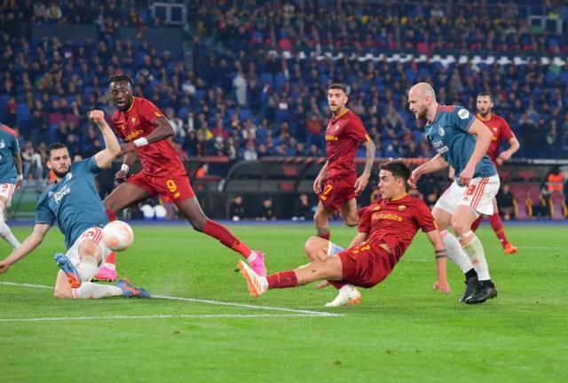 欧联杯解签：米兰遭遇试炼，罗马碰上老对手(2)