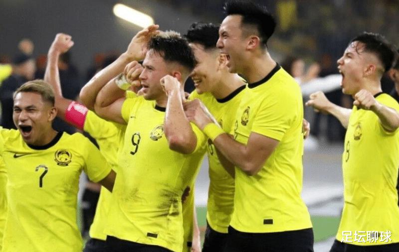 4-0！亚洲杯最大惨案诞生：韩国爆冷丢小组第一，黑马排名却比国足低(1)