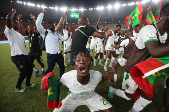 毛里塔尼亚非洲杯首胜晋级！阿尔及利亚+加纳出局(1)