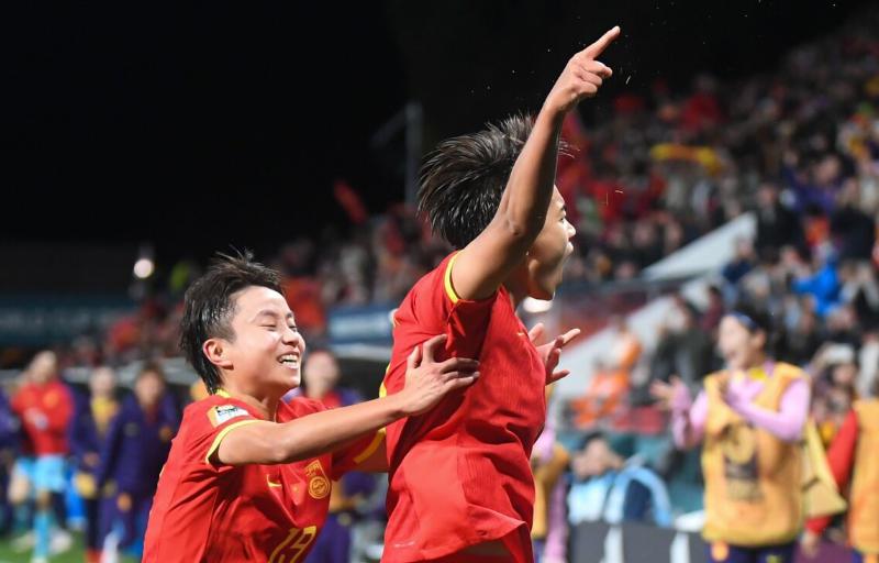 2-0、1-1韩国！中国队起落大，女足亚青赛大考：直击卫冕冠、亚军(1)