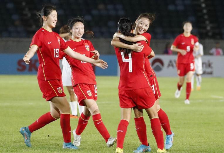 2-0、1-1韩国！中国队起落大，女足亚青赛大考：直击卫冕冠、亚军(3)