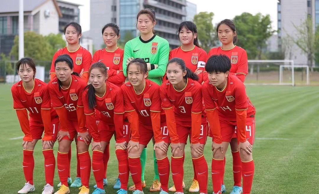 中国女足年轻一代比国家队有潜力 王军：厦门集训收获和价值很大(4)