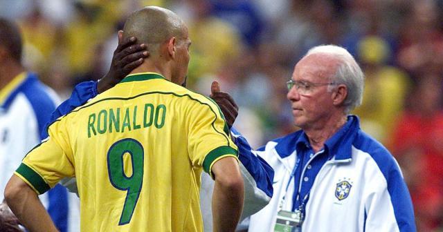 98世界杯决赛前罗纳尔多哭求：扎加洛，让我登场吧(1)