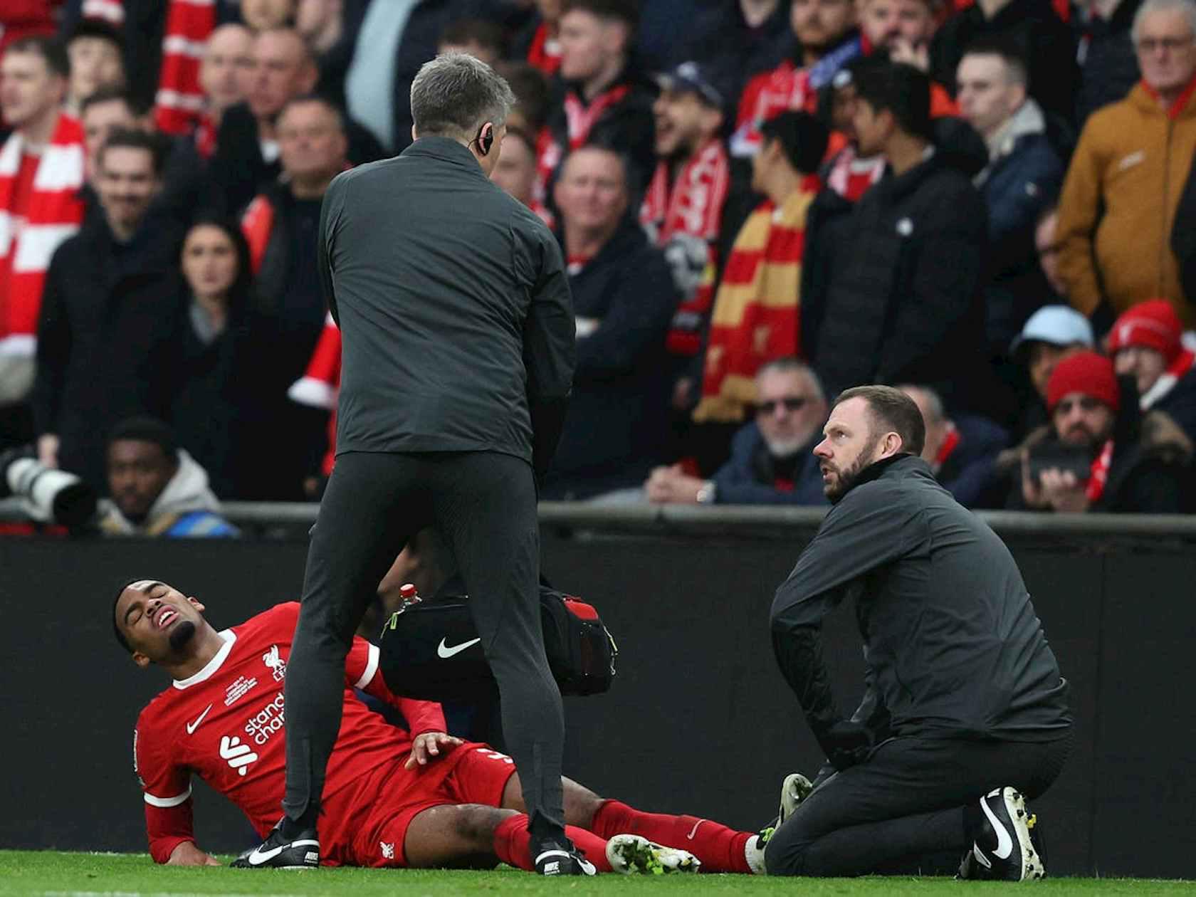 利物浦伤病困扰加剧，年轻球员在决赛中坚守