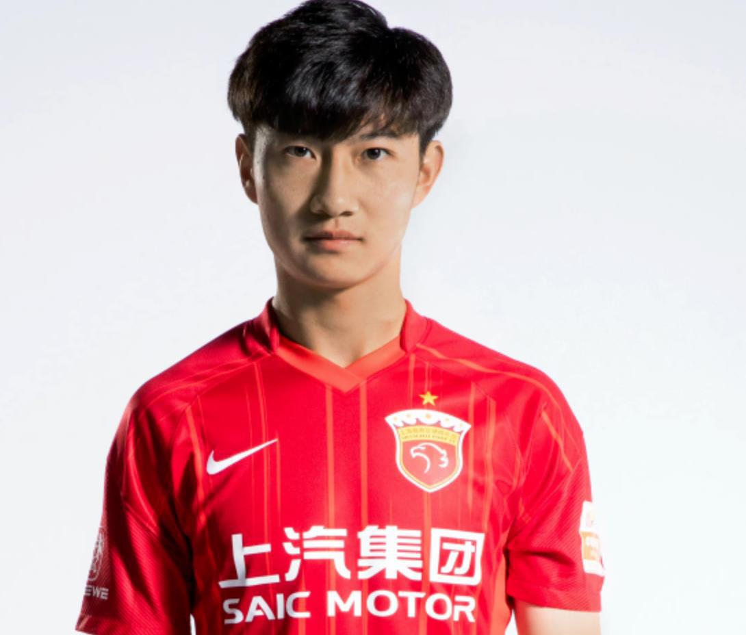 上港最年轻进球锋霸 在中甲练级回归后 又被派出打中乙(2)