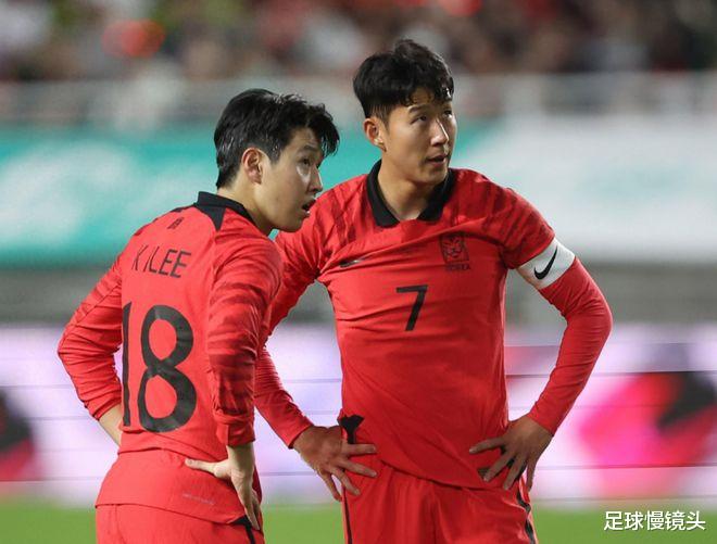 国足世预赛2大难题：或被韩国队暗算，武磊0替身，6场9球却停赛(2)