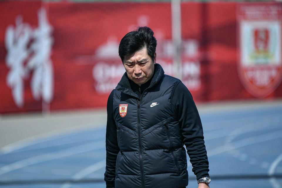 中超下课首人！亚泰宣布47岁主帅陈洋离任，新赛季带队4连败+垫底(1)