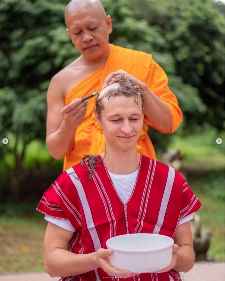 瑞典退役球员到泰国体验僧侣修行后感言：我找到了幸福的秘密(3)