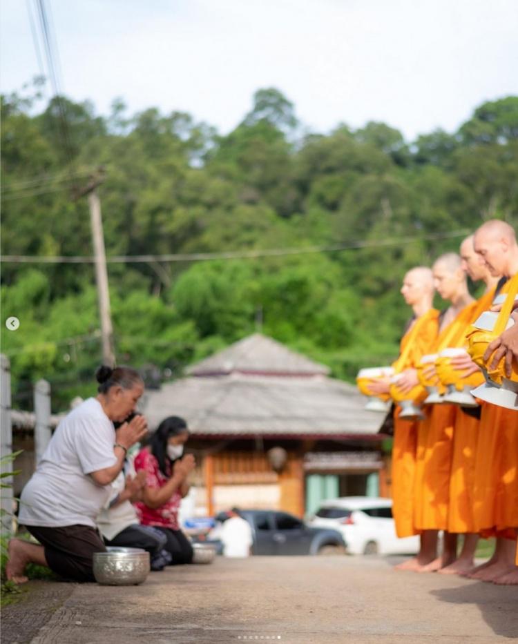 瑞典退役球员到泰国体验僧侣修行后感言：我找到了幸福的秘密(5)